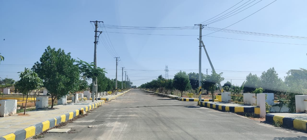 2.CBC-Cosmopolis_Roads-2